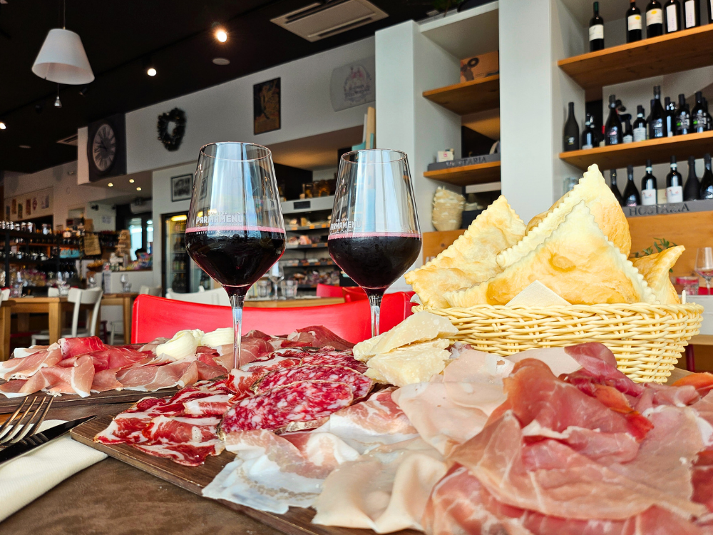 Calici di Lambrusco