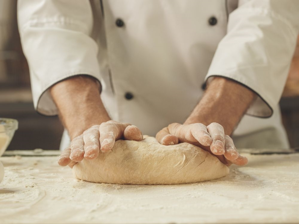 Impastare il pane 4:3